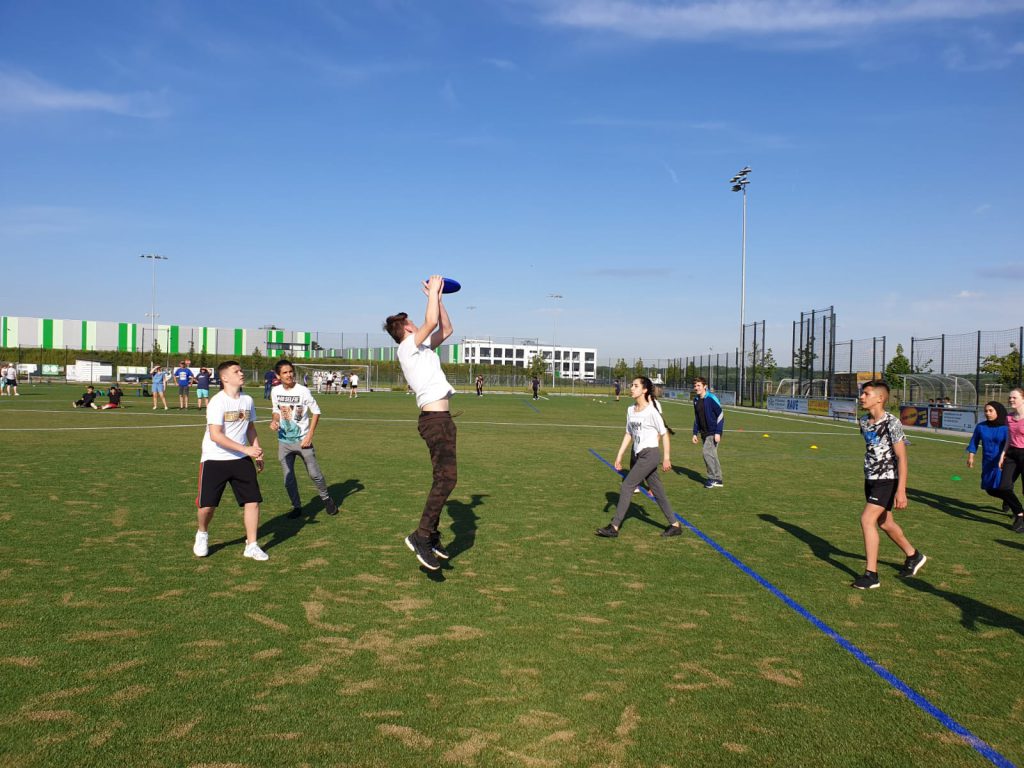 UltimateFrisbeeTurnier des Jahrgangs 8